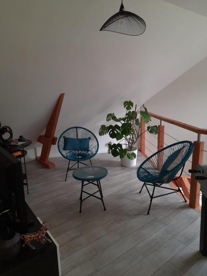 Chambre Dans Un Ecrin De Verdure Angrie Exterior foto
