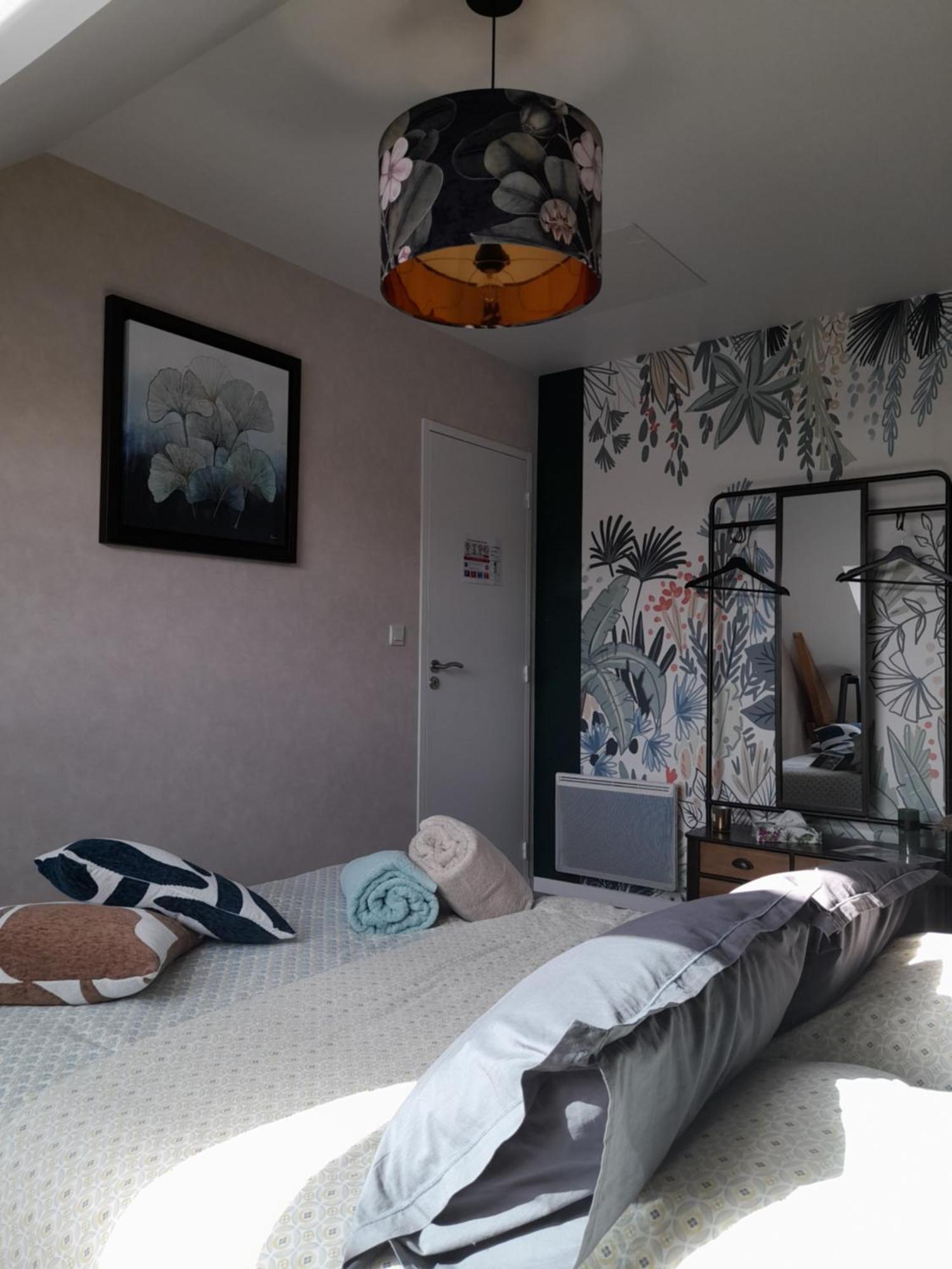 Chambre Dans Un Ecrin De Verdure Angrie Exterior foto